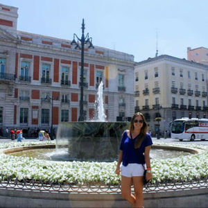 Meet your Posher, Constance